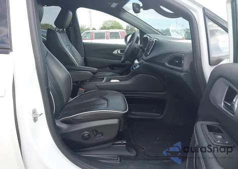 2025 Chrysler Pacifica Limited z USA, uszkodzony, nr VIN 2C4RC1GG5SR554134